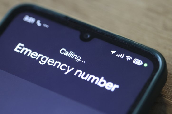 5 Ways to Keep Employees, Customers, and Prospects Informed During Business Disruptions and Emergencies